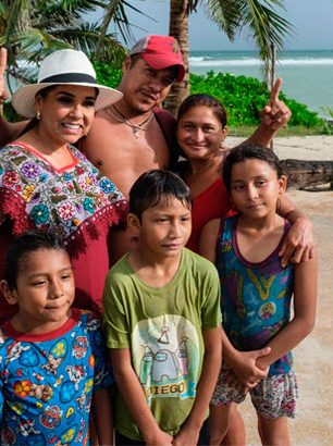 Constata Mara Lezama fuerte actividad económica en Chetumal y Mahahual, tras lluvias ocasionadas por “Sara”